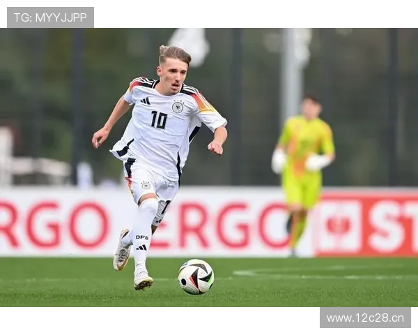 拜仁狼堡卡尔首发凯恩迪亚斯诺伊尔